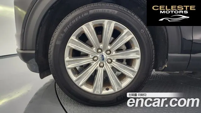 FORD 62.3 Limited 4WD 2020 — photo 5 sur 20