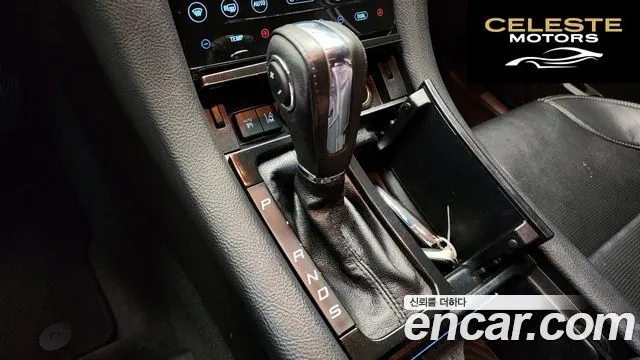 FORD 2.0 Limited 2014 — photo 9 sur 20