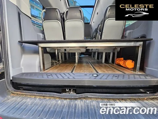 FORD 3.7 2018 — photo 8 sur 17