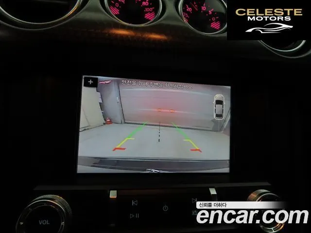 FORD Cabriolet 2019 — photo 12 sur 26
