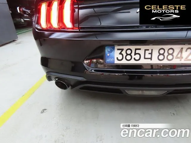 FORD Cabriolet 2019 — photo 17 sur 26