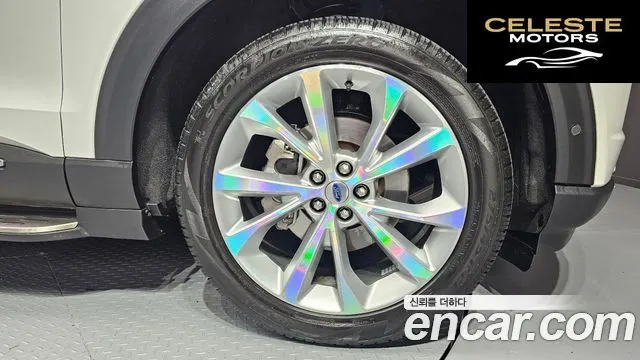 FORD 63.0 4WD 2022 — photo 19 sur 26