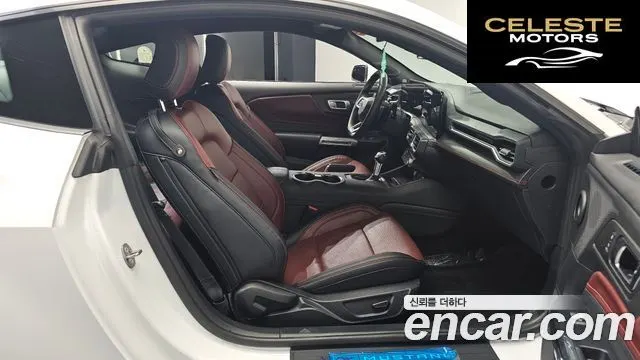 FORD 72.3 Premium Coupé 2024 — photo 11 sur 20