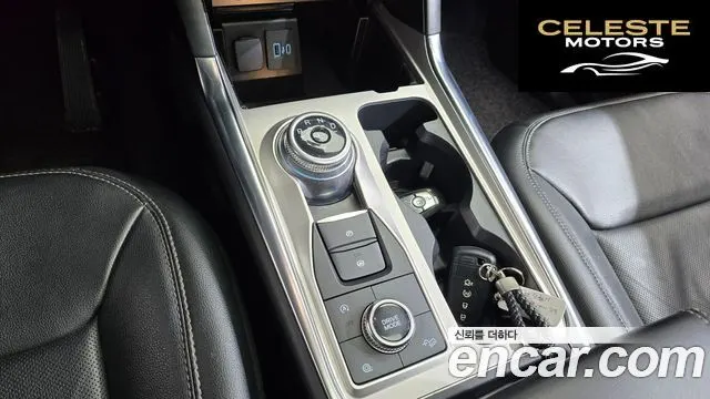 FORD 62.3 Limited 4WD 2022 — photo 9 sur 20