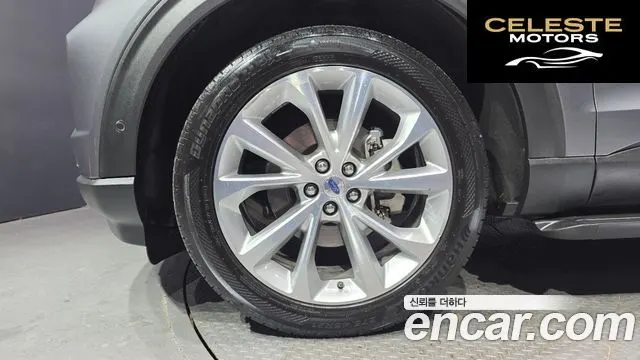 FORD 63.0 4WD 2021 — photo 5 sur 20