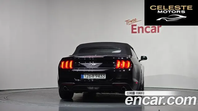 FORD Cabriolet 2022 — photo 4 sur 20