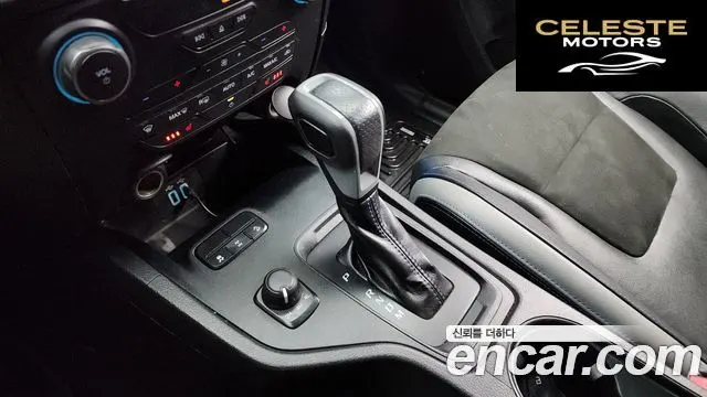 FORD 32.0 2022 — photo 9 sur 26