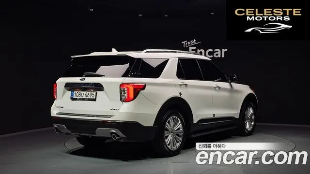 FORD 62.3 Limited 4WD 2021 — photo 2 sur 20