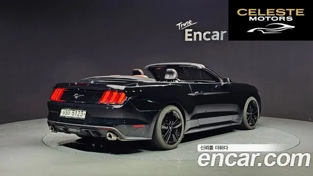 FORD Cabriolet 2017 — photo 2 sur 20