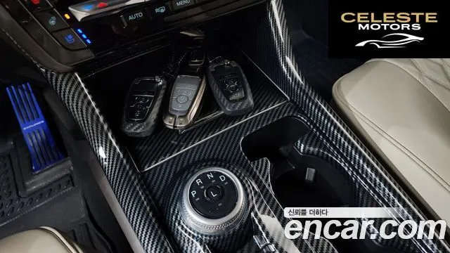 FORD 63.0 4WD 2022 — photo 9 sur 26