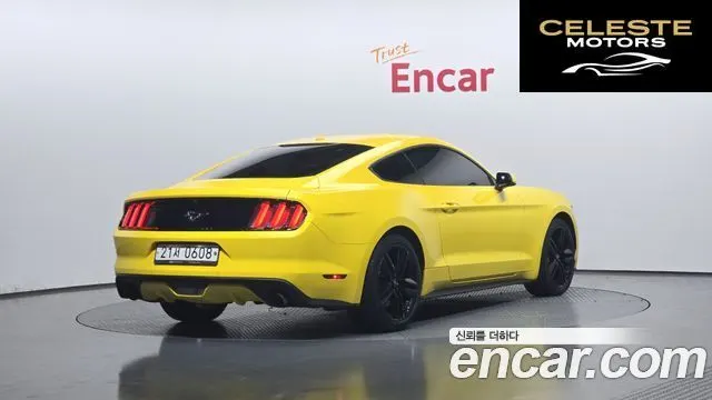 FORD Coupé 2017 — photo 2 sur 20