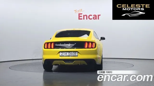 FORD Coupé 2017 — photo 4 sur 20