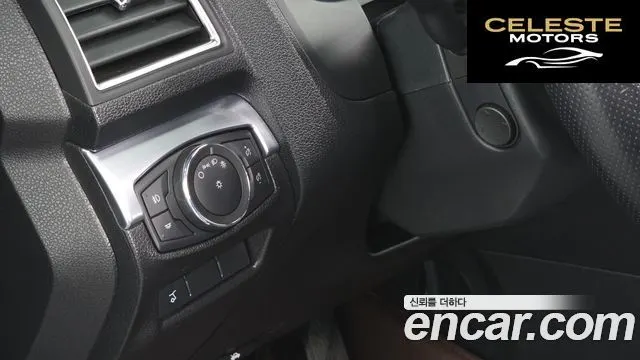 FORD 2.3 Limited 4WD 2018 — photo 16 sur 20