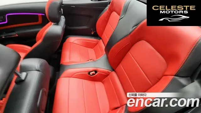 FORD Cabriolet 2019 — photo 12 sur 20