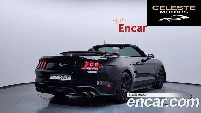 FORD Cabriolet 2019 — photo 2 sur 20