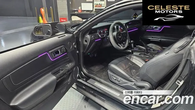 FORD Coupé 2018 — photo 11 sur 20