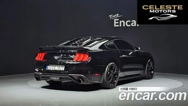 FORD Coupé 2018 — photo 2 sur 20