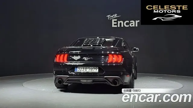 FORD Coupé 2018 — photo 4 sur 20