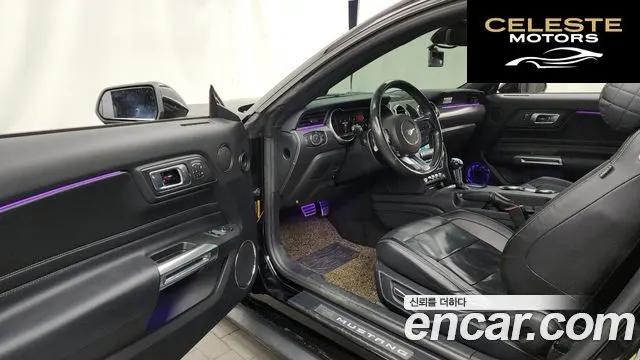 FORD Coupé 2018 — photo 10 sur 20
