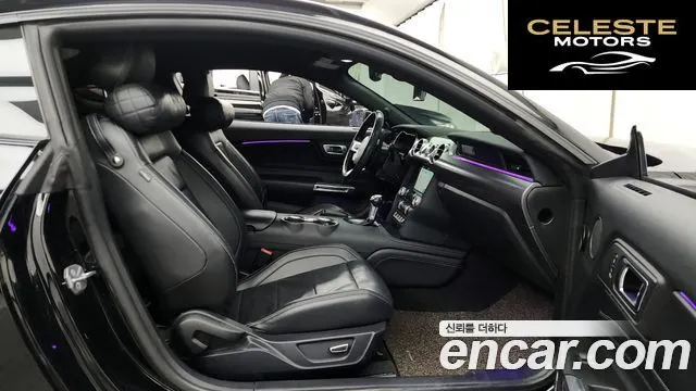 FORD Coupé 2018 — photo 11 sur 20