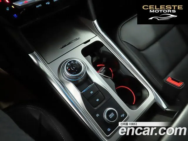 FORD 62.3 Limited 4WD 2021 — photo 12 sur 26