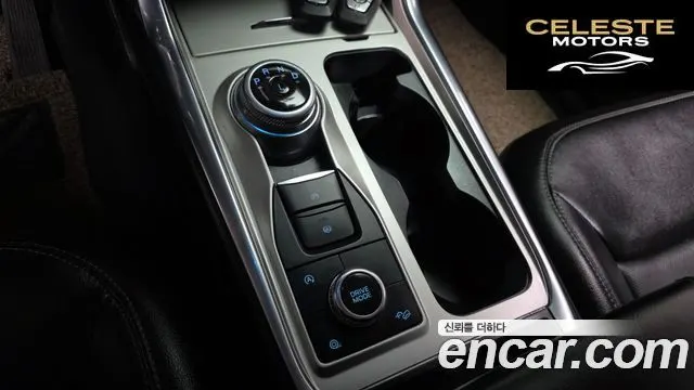 FORD 62.3 Limited 4WD 2022 — photo 8 sur 20