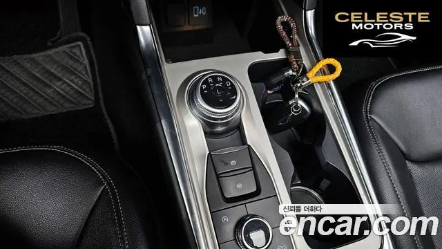 FORD 62.3 Limited 4WD 2021 — photo 9 sur 20