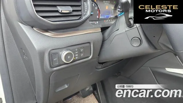 FORD 62.3 Limited 4WD 2022 — photo 17 sur 20