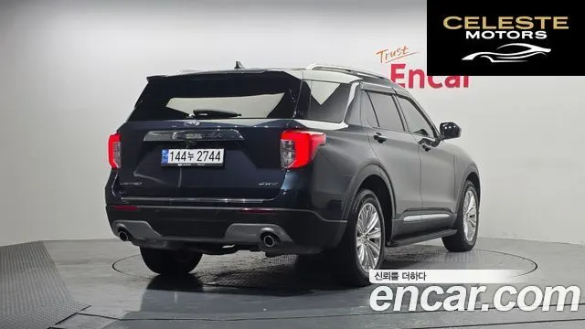 FORD 62.3 Limited 4WD 2022 — photo 2 sur 26