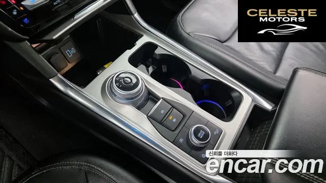 FORD 62.3 Limited 4WD 2021 — photo 9 sur 20