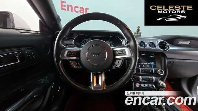 FORD Coupé 2019 — photo 13 sur 20