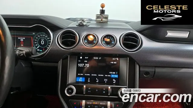 FORD Coupé 2019 — photo 14 sur 20