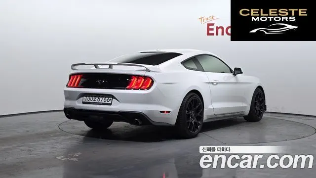 FORD Coupé 2019 — photo 2 sur 20