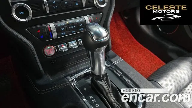 FORD Coupé 2019 — photo 9 sur 20