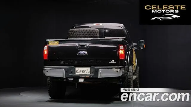 FORD F350 6.2 2015 — photo 4 sur 20