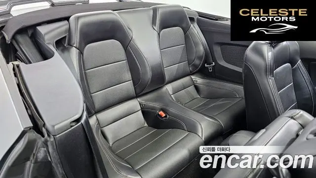 FORD Cabriolet 2020 — photo 11 sur 20