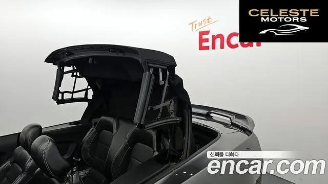 FORD Cabriolet 2020 — photo 19 sur 20