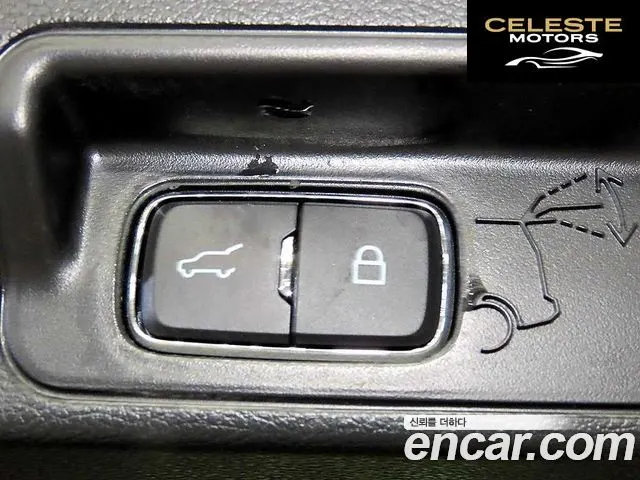 FORD 62.3 Limited 4WD 2022 — photo 15 sur 26