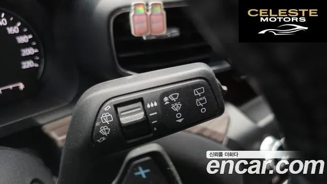 FORD 62.3 Limited 4WD 2020 — photo 16 sur 20