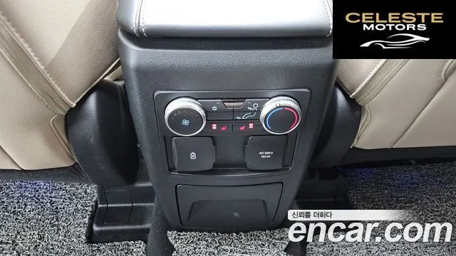 FORD 62.3 Limited 4WD 2022 — photo 18 sur 20