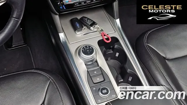 FORD 62.3 Limited 4WD 2022 — photo 9 sur 26