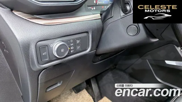 FORD 62.3 Limited 4WD 2021 — photo 17 sur 20
