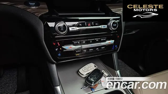 FORD 62.3 Limited 4WD 2022 — photo 17 sur 20