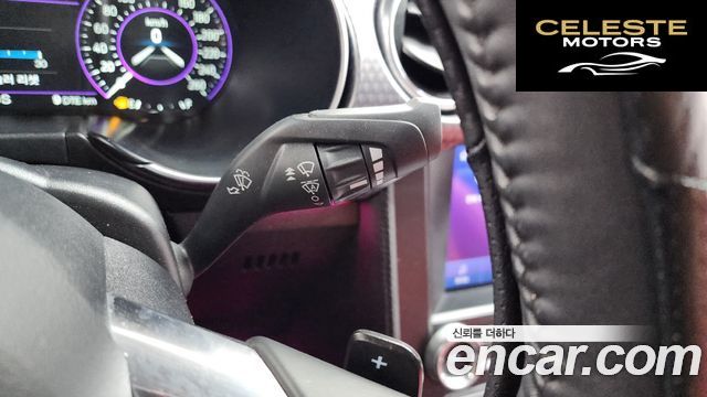 FORD Coupé 2019 — photo 18 sur 20