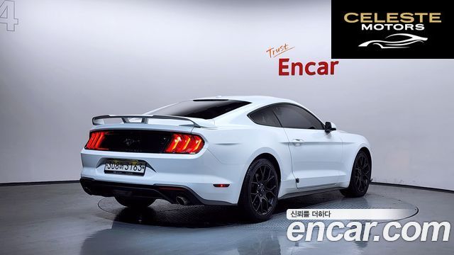 FORD Coupé 2019 — photo 2 sur 20