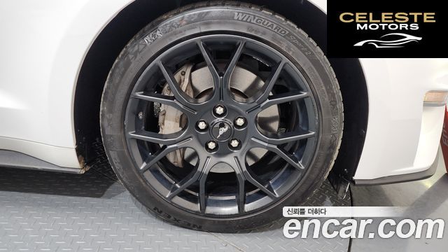 FORD Coupé 2019 — photo 5 sur 20