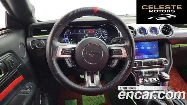 FORD Coupé 2019 — photo 13 sur 20