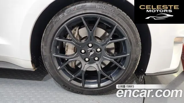 FORD Coupé 2019 — photo 5 sur 20