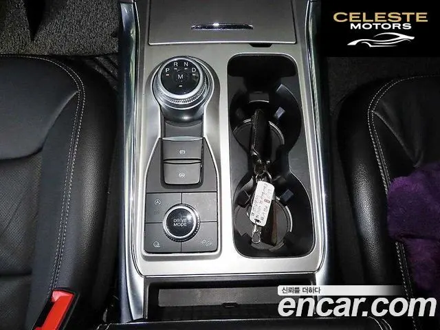 FORD 62.3 Limited 4WD 2020 — photo 12 sur 26
