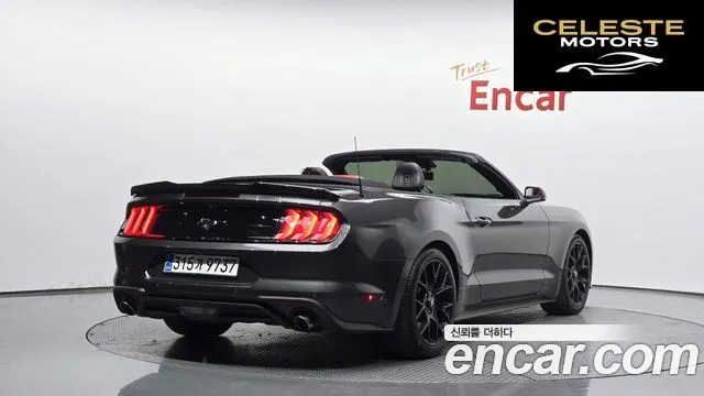 FORD Cabriolet 2018 — photo 2 sur 20